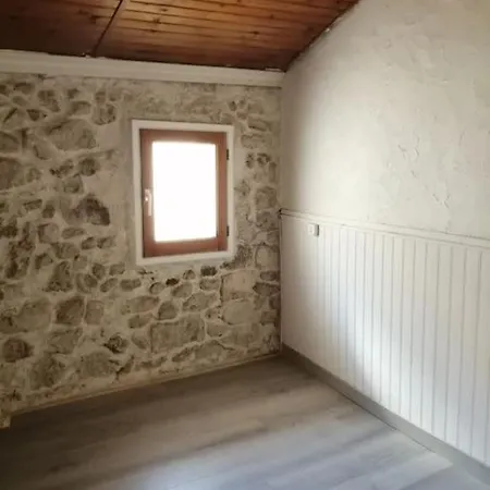 Jolie Maison De Village Nissan-lez-Enserune Exterior foto